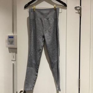 Fabletics leggings in excellent condition